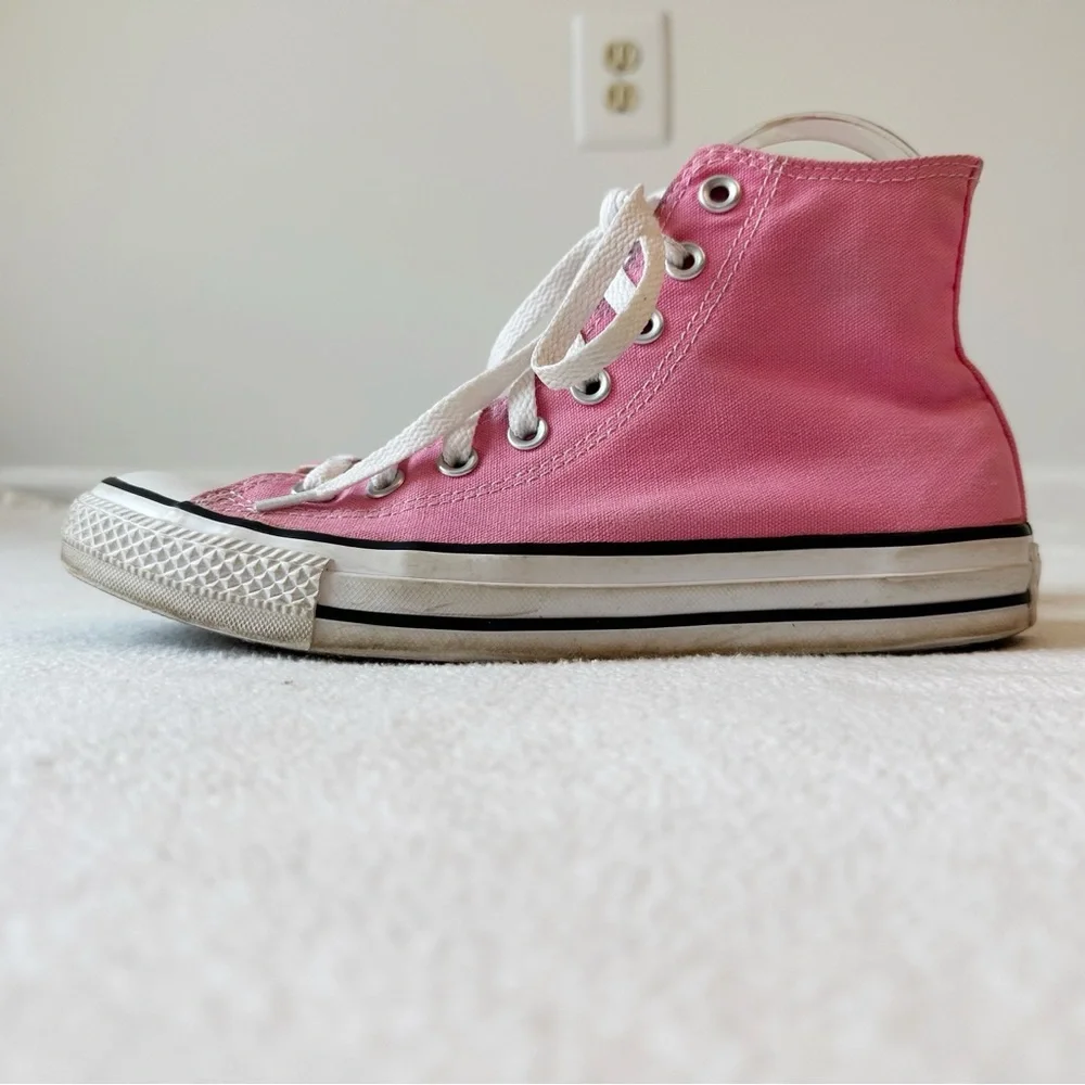 Converse Pink High Top Canvas All Star Chuck Taylor Sneakers EUC, size 8.5 - Picture 12 of 16